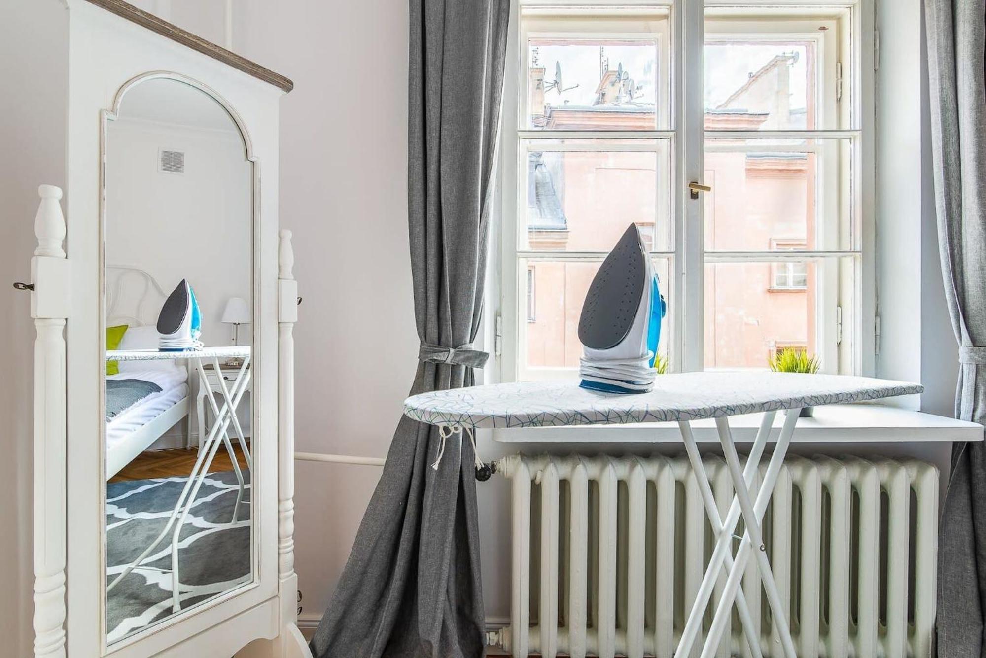 Senatorska 7 By Noclegi Renters Warsaw Ngoại thất bức ảnh